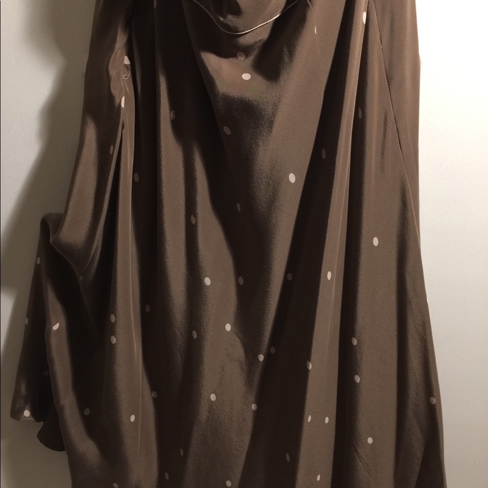 100% Halter Neckline Silk Dress - Picture 4 of 6